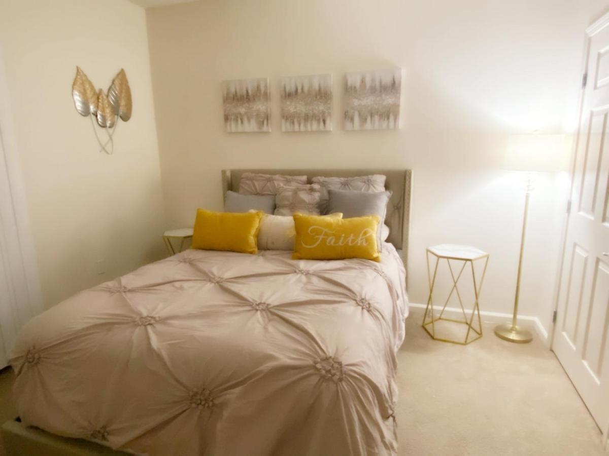 Luxury Avenue Apartment San Diego Exterior photo