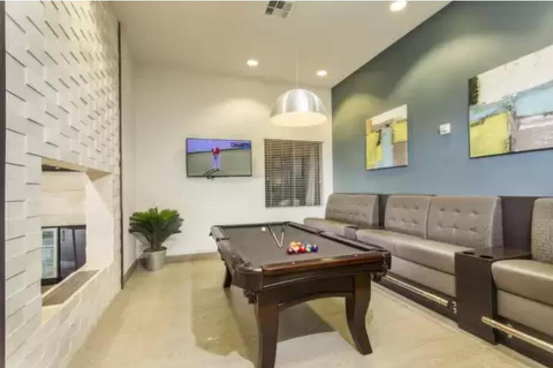 Luxury Avenue Apartment San Diego Exterior photo